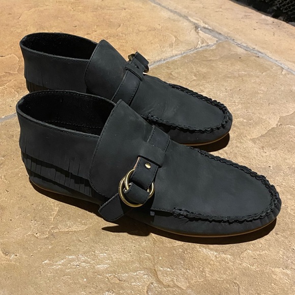 bettye muller Shoes - NIB Anthropologie Leather Fringe Moccasin Booties